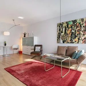 Modern Living In Neustadt Apartment