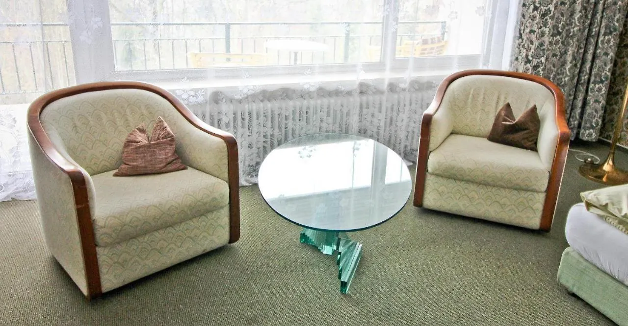 Waldhotel Stein Bayreuth 4*, Selbitz